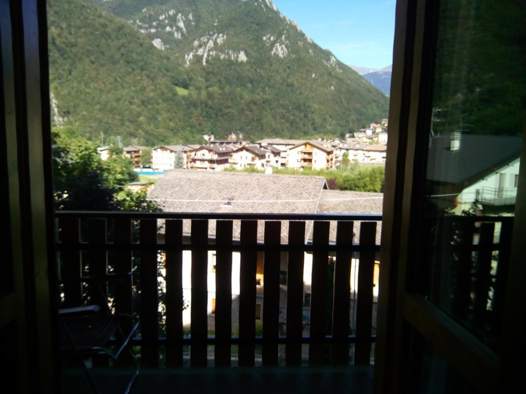 Bilocale A Piazza Brembana Apartment Exterior photo